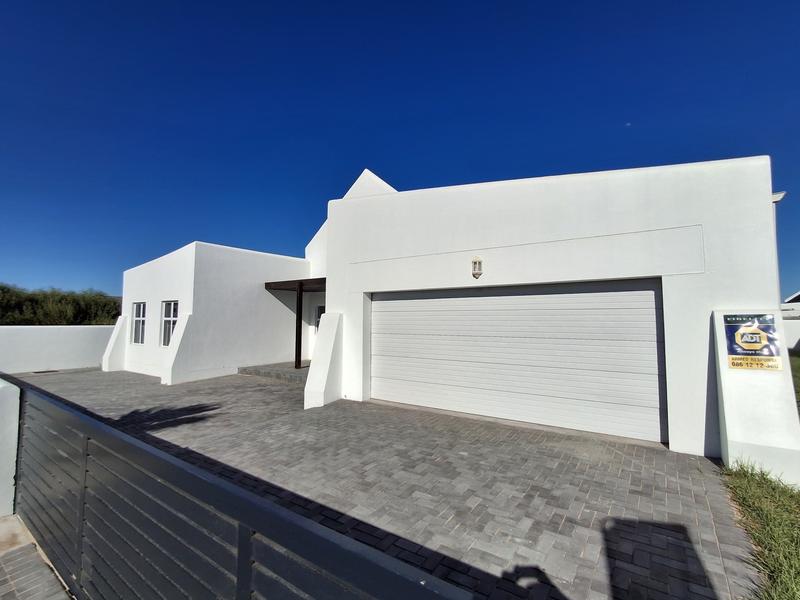 3 Bedroom Property for Sale in Lampiesbaai Western Cape